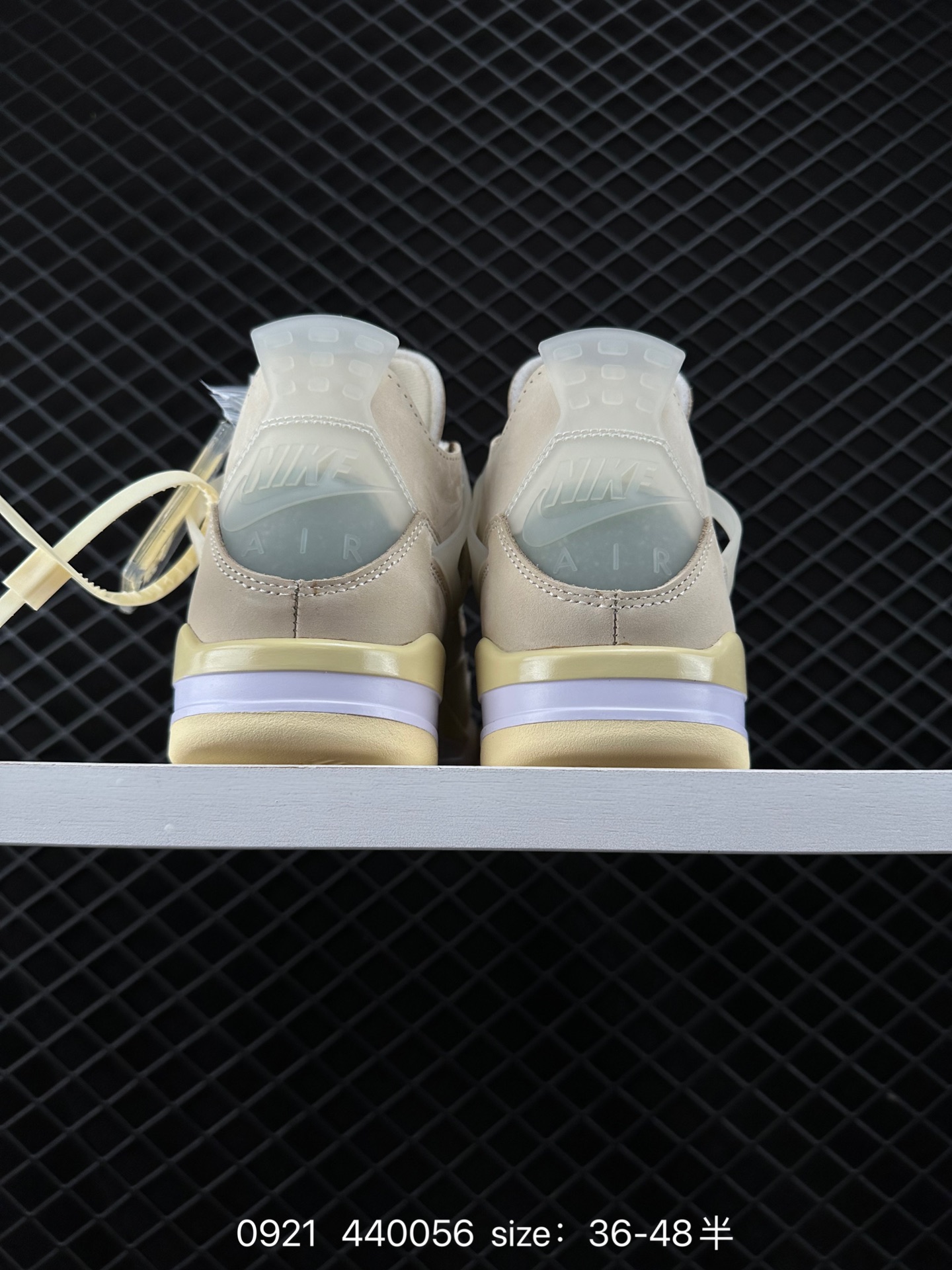 Off-White™ x Air Jordan 4 Retro 